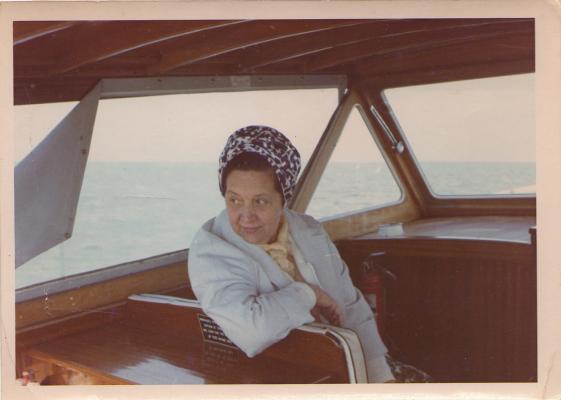 Patry germaine sur le bateau de son couisn ohio 1967