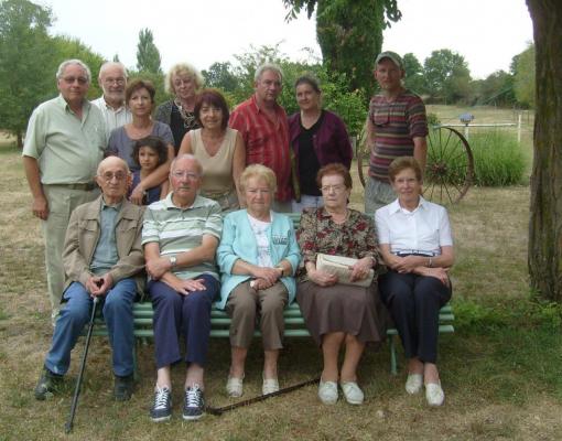 2010 FAMILLE RIBIERE 22 AOUT 2010 S7300785