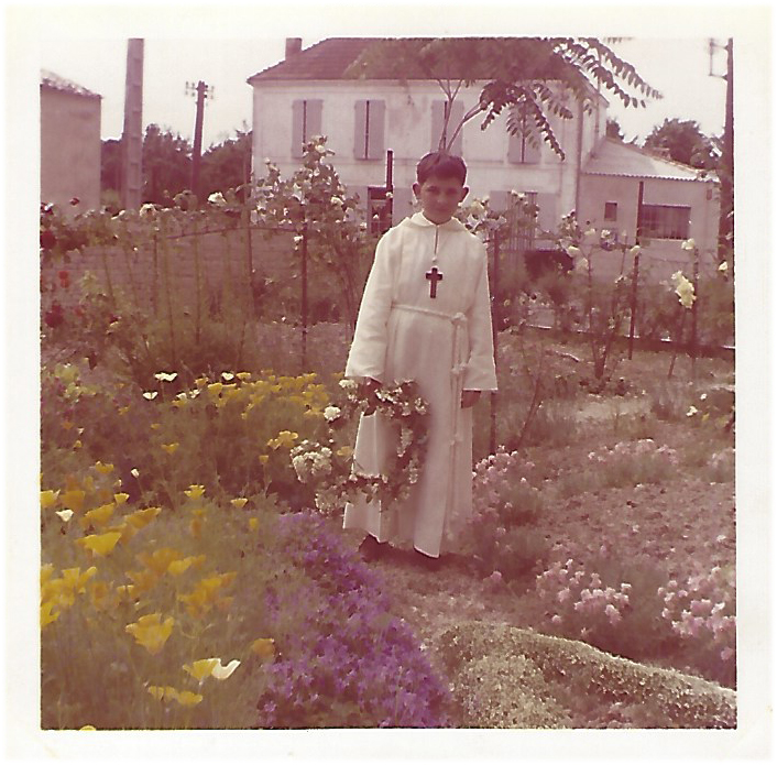 1964 05 31 communion j pierre foullonneau jardin